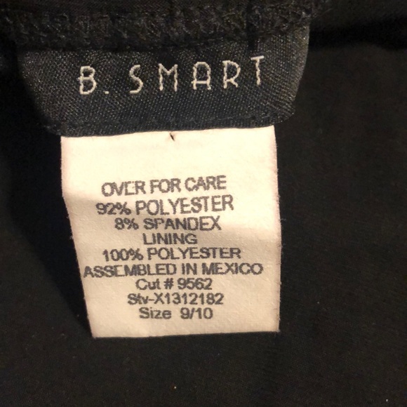 Juniors black halter dress size 9/10 with tulle - Picture 4 of 5